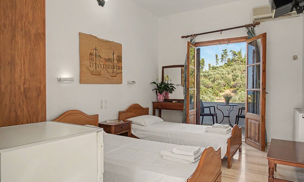 Psaropouli Apartment | Room 'Orama 19' with Sea View, Wi-Fi and Air Conditioning