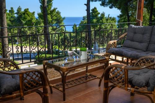Sane Villa | Sani Villa Elmira