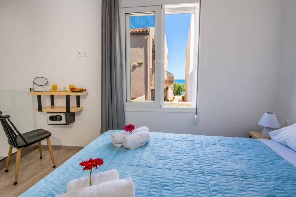 Agia Marina House | "Sea and Sun" Sea maisonette