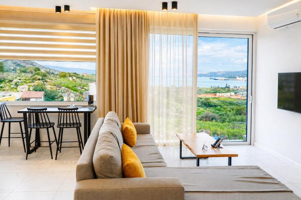 Souda Apartment | Sea View Apartment near Chania VISTA AURA 1