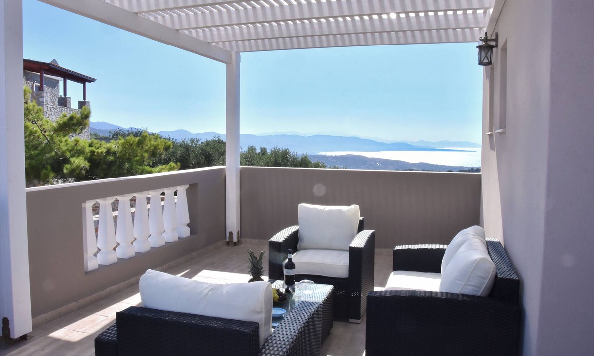 Kounelion Villa | Sea View Family Friendly Village Villa Athina 3