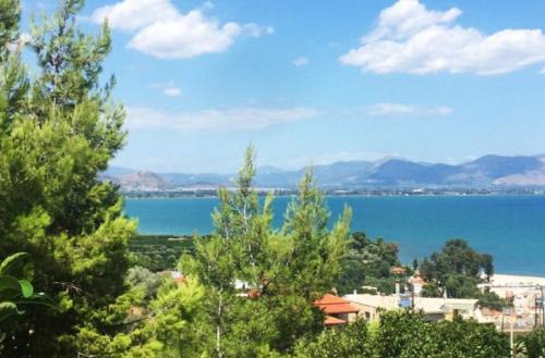 Kiveri Apartment | Sea view maisonette near Nafplio!1' drive to beach