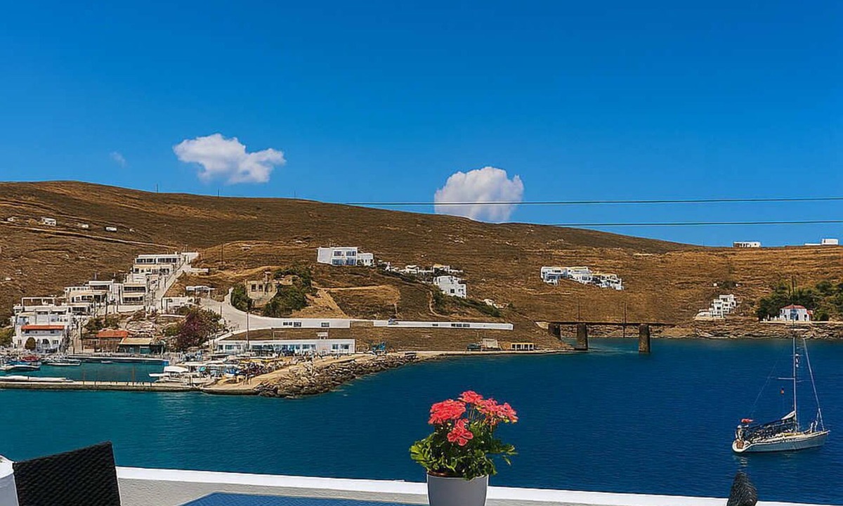 Loutra Apartment | Seafront Alos Gem - Loutra Seaview Escape