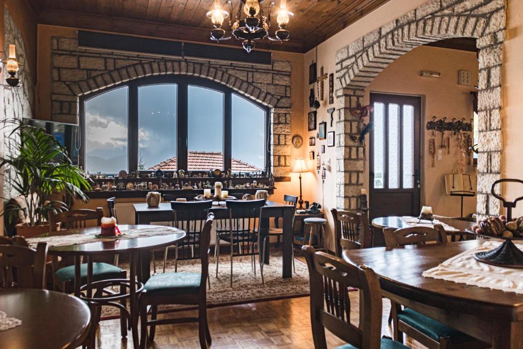 Karpenisi House | Semeli Guesthouse
