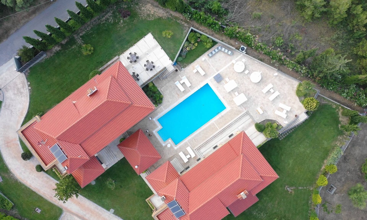 Neoi Epivates Villa | Semidetached villa with a large garden, perfect for relaxing moments by the pool