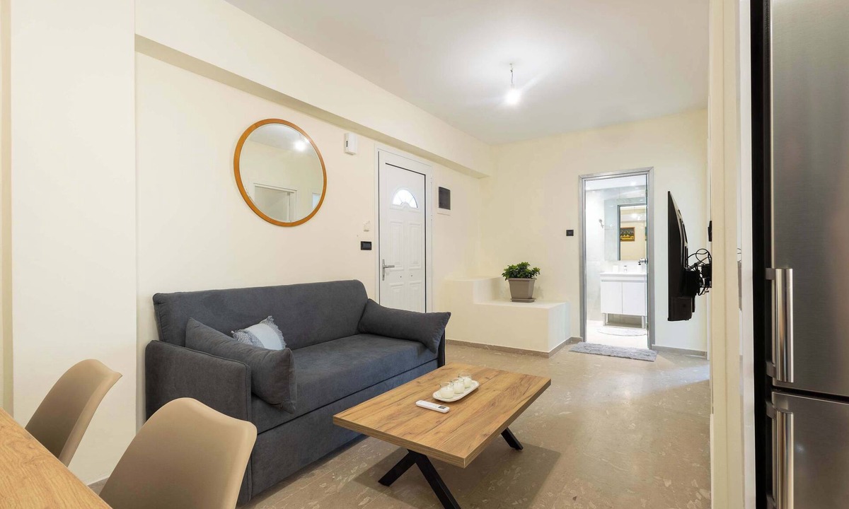 Petaloudes Apartment | Sinani Apartment - Sea View Balcony & Jacuzzi Gem