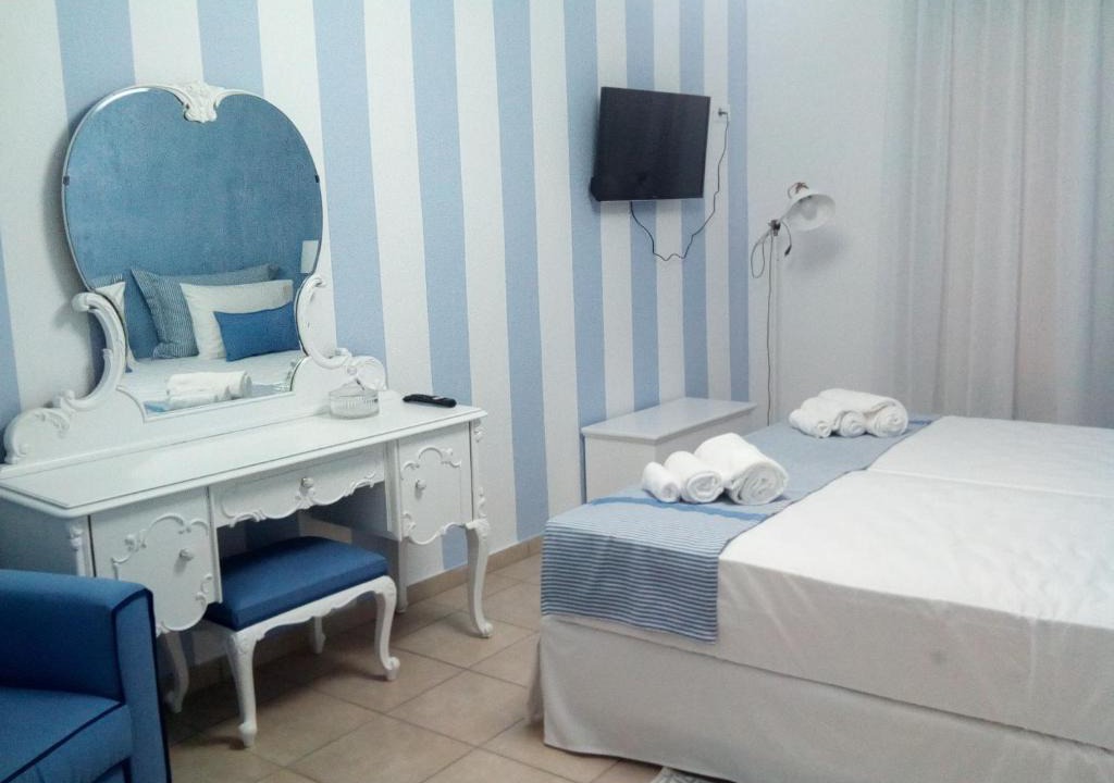 Kounelion Apartment | Skinias Traditional House