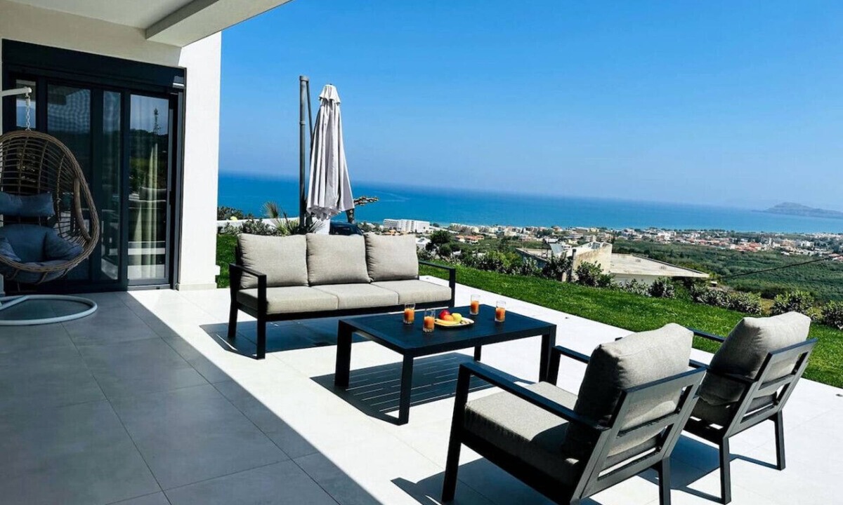 Kolymbari Villa | Skyline Serenity Villa 10PL 4BD 3BA .3min to beach