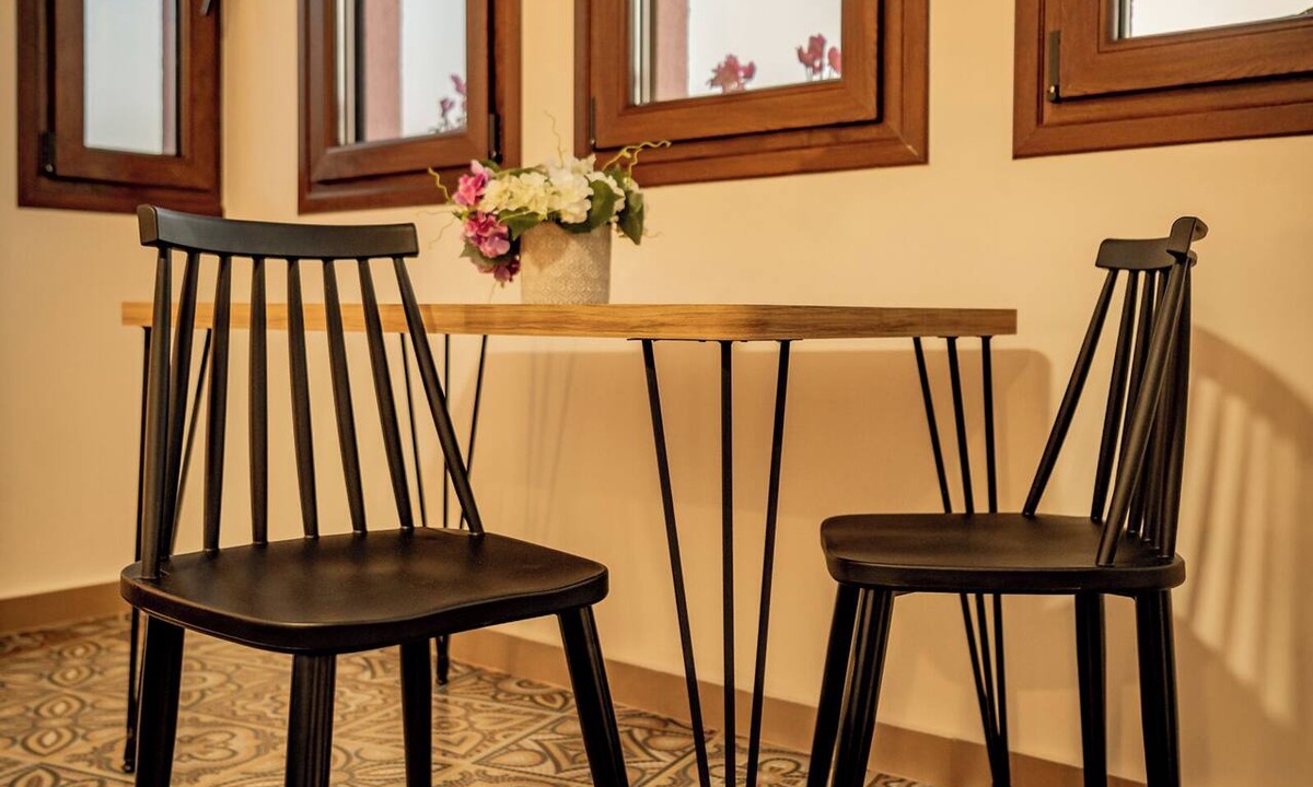 Lagkadas Apartment | Sochos - Sohos Traditional Homes - Sachnisi -Located right next to the mountain.