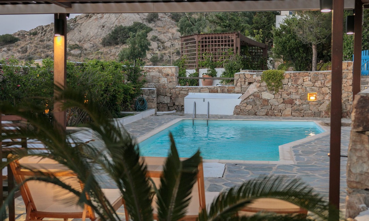 Glinado Villa | Spacious, private luxury villa with pool, & stunning sea and sunset views