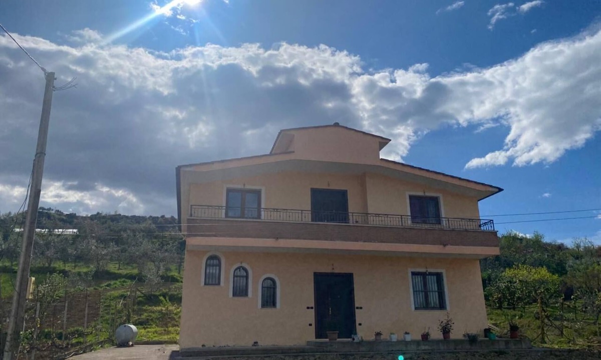 Kamez Villa | Spacious Villa Near Airport Tirana - Preza Area