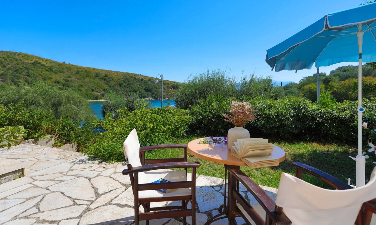 Agios Stefanos Apartment | Spiros in Saint Stephanos, Corfu - Idyllic Mediterranean Retreat