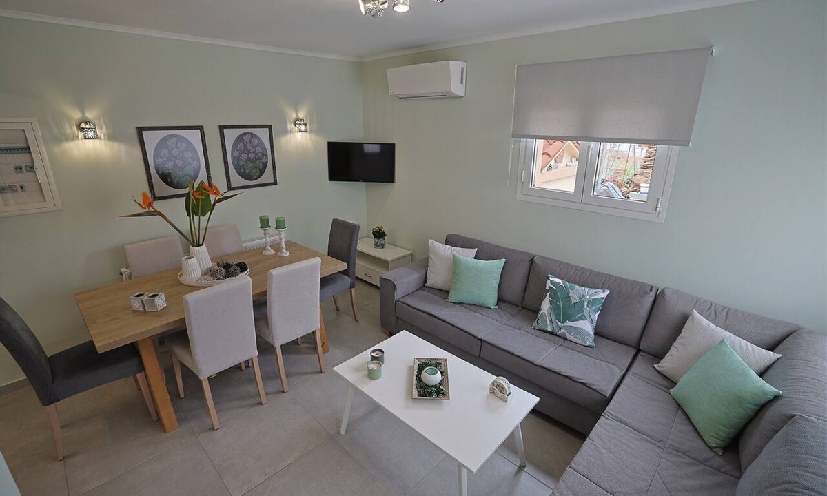 Karavados Apartment | Strelitzia apartment
