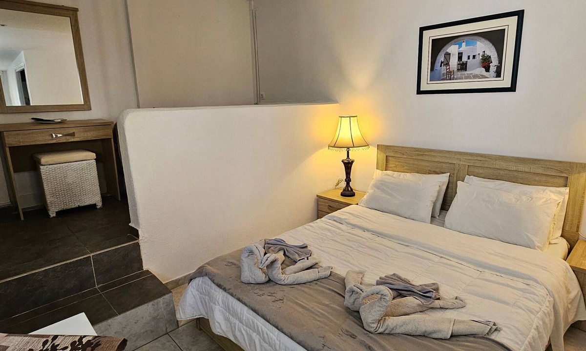 Perissa Apartment | Studio Apartment 'Pleasure View 3' with Mountain View, Wi-Fi, and Air Conditioning