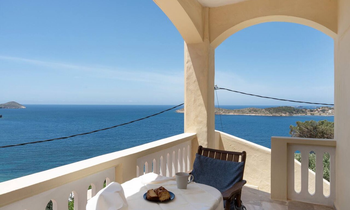 Mirties Apartment | Studio 'Melina's sunset' with Sea View, Private Terrace, Wi-Fi and Air Conditioning