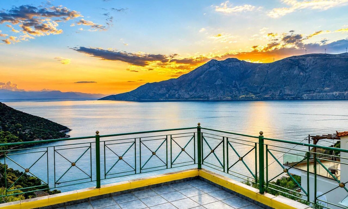 Platees House | Suite Sunset, Overlooking the Sea in Ag. Vasilios
