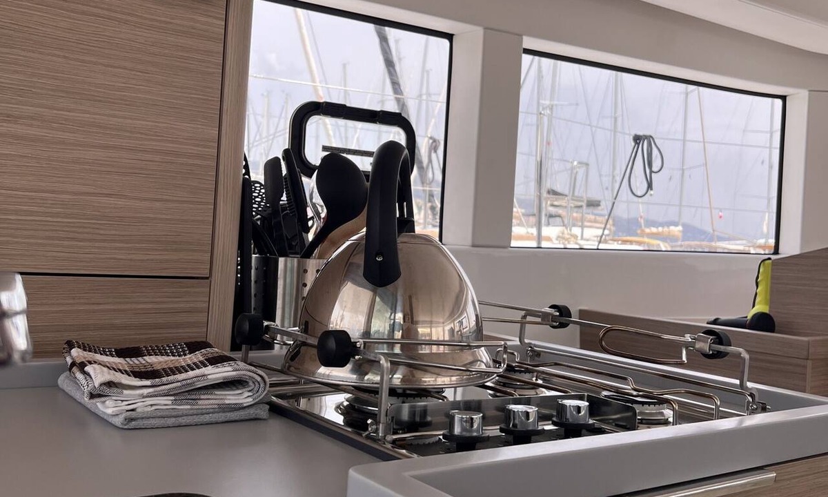 Limni Boat Rental | Sun-Kissed Sailing Adventure in the Ionian Islands