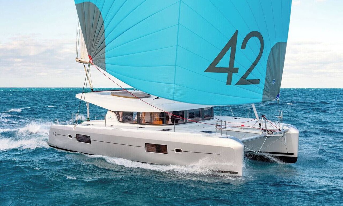 Benitses Boat Rental | Sun-Kissed Sailing Adventure in the Ionian Islands