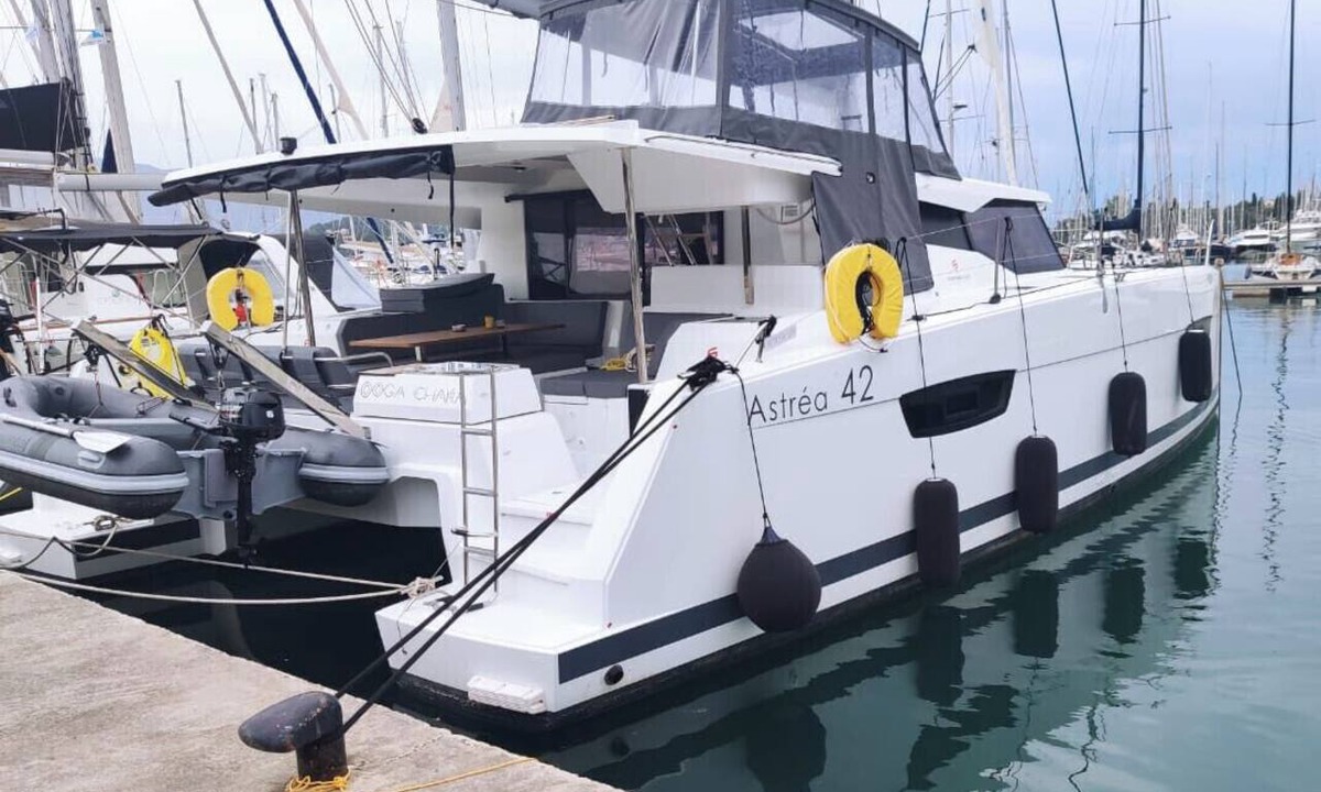 Nikita Boat Rental | Sun-Kissed Sailing: A Luxurious Beach Experience in Nikiti, Macedonia