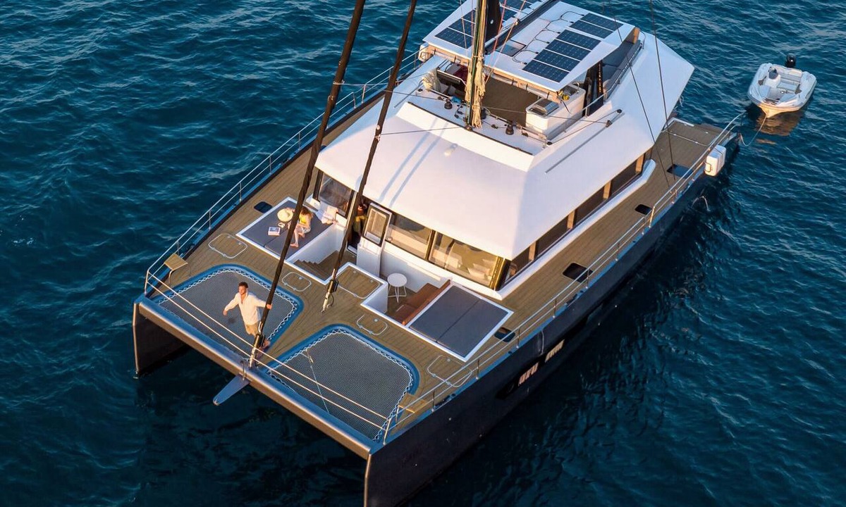 Lavreotiki Boat Rental | Sun-Kissed Sailing Adventure in the Saronic Islands