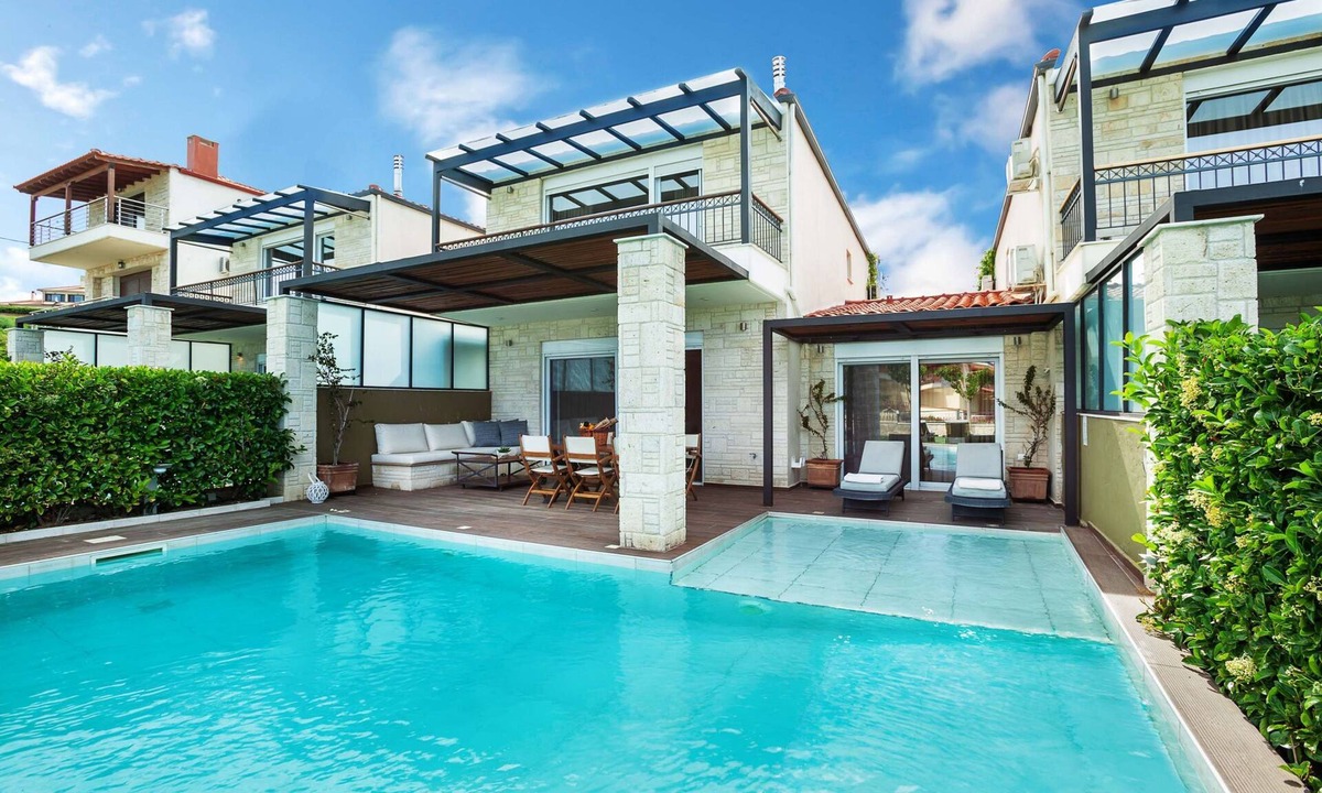 Pallini Villa | Sunny Exclusive Dio in Chaniotis