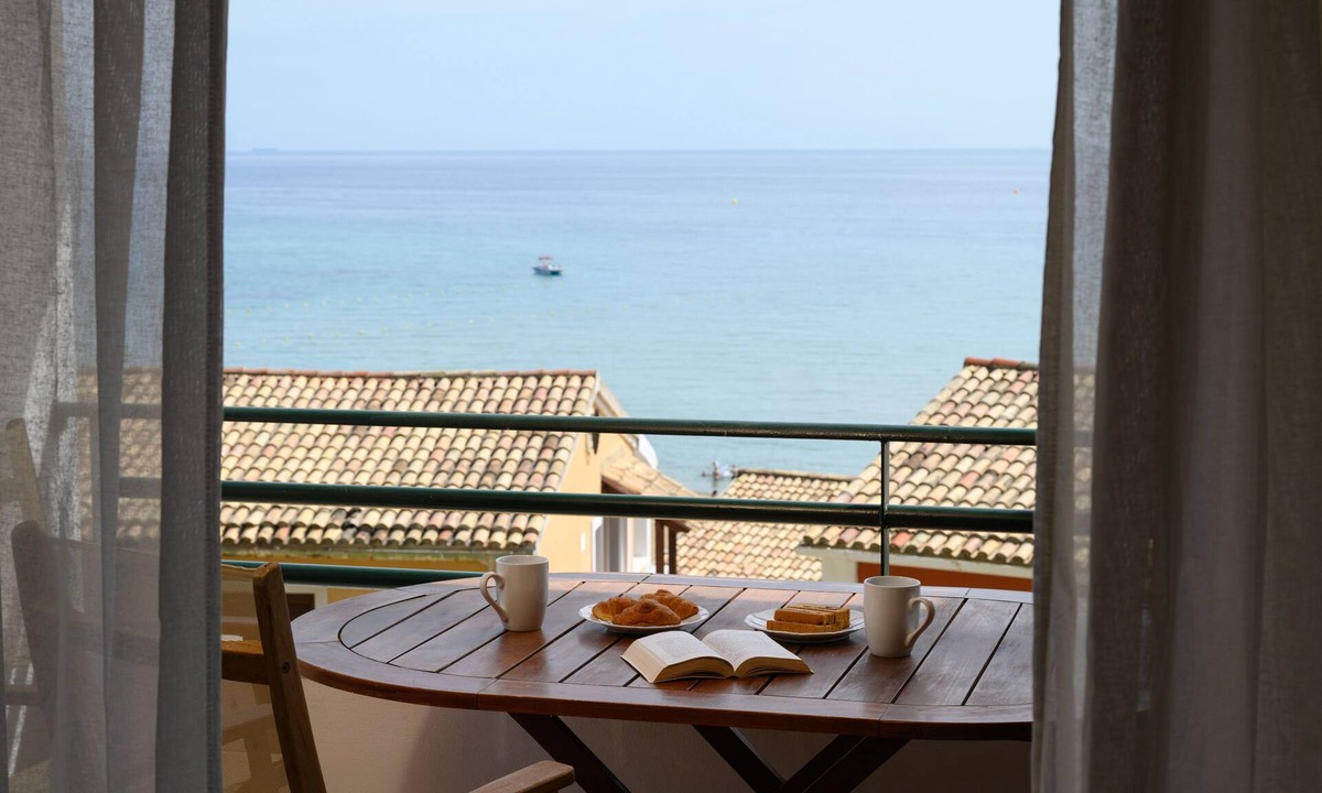 Glyfada Villa | Sunset Bliss Seaside Villa Corfuescapes