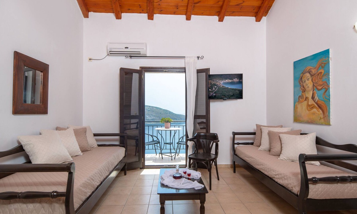 Itilo House | Thalia - 1 bedroom stone built traditional apartment