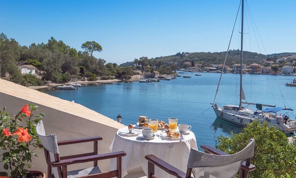 Gaios Villa | The Harbour House - One Bedroom Villa, Sleeps 2