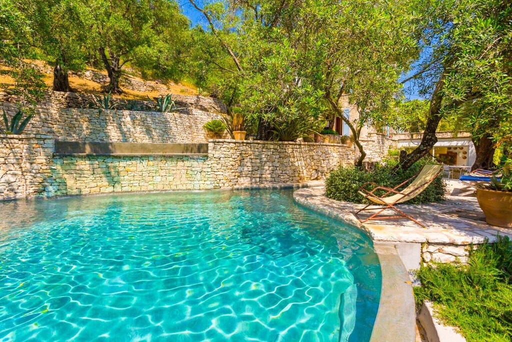 Kavalleraina Villa | The Olive Press - Agni Bay: Large Private Pool, Walk to Beach, Sea Views, A/C
