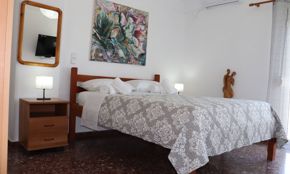 Ierapetra Apartment | The Perfect City Apartment in Ierapetra We can accommodate up to 2 adults.