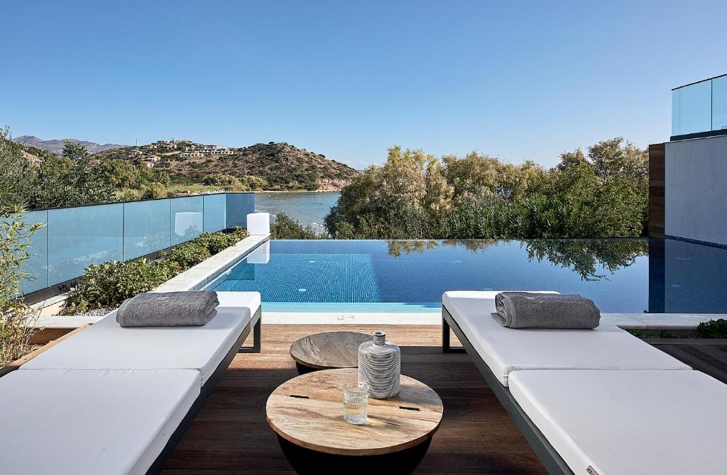 Almyros Villa | The Sand Villas - 5star Living on the Beach