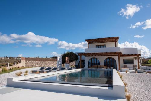 Adamas Villa | the shelter - a milos project