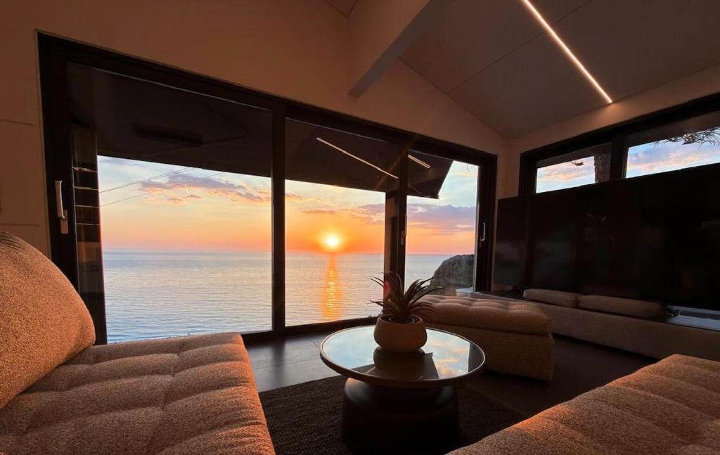 Agios Nikitas Villa | TheWave Classic Villa Kathisma Beach Lefkada