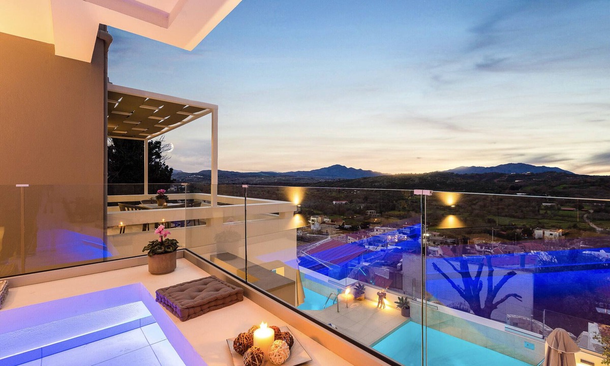 Armenoi Villa | Three Moirai Villa – with 2 Heated Pools