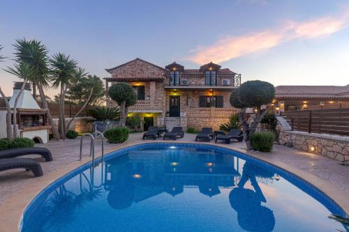Porto Koukla Villa | Tierra Olivo Villas