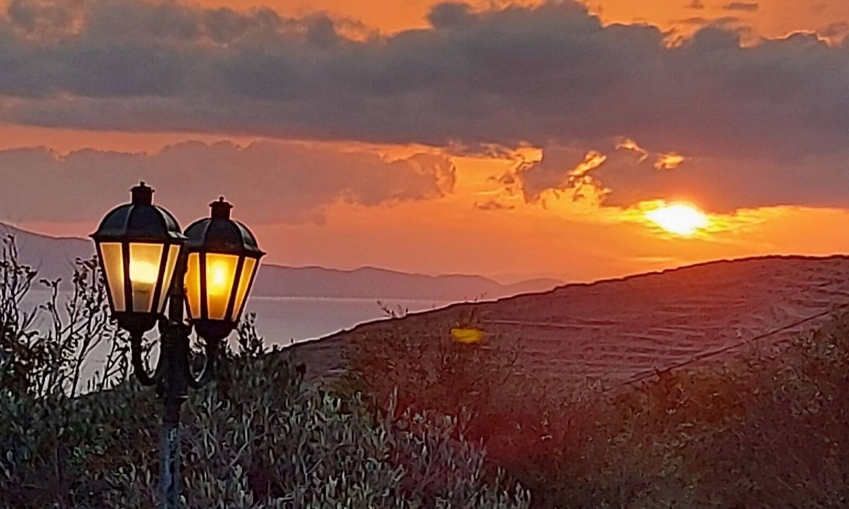 Exomvourgo Villa | Traditional Villa in Ktikatos | 3BR with SeaView