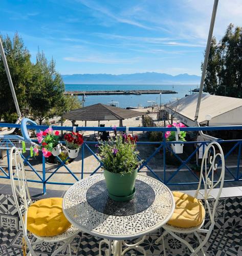 Agios Andreas Apartment | Urszula's apartment - apartments by the sea