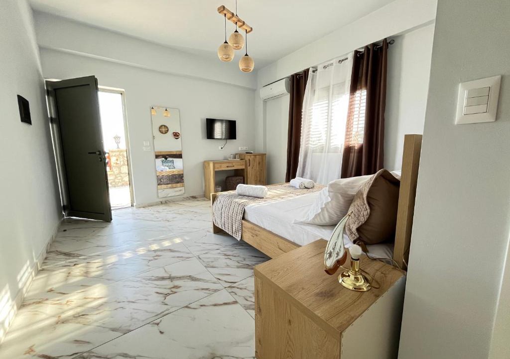 Dhermi House | Vickys Inn