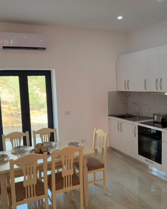 Tragjas Villa | Vila Juli Tragjas