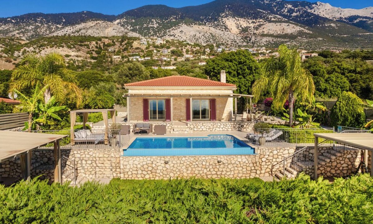 Vlachata Villa | Villa Ainos of Lithos Villas