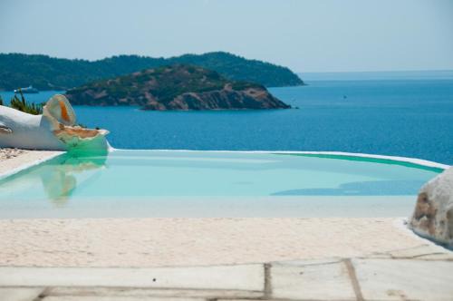 Kanapitsa Villa | Villa Arios, pool, jacuzzi and sea