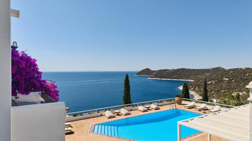 Marathon Villa | Villa Artisti Marathon