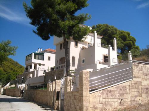 Poros Apartment | Villa Avra