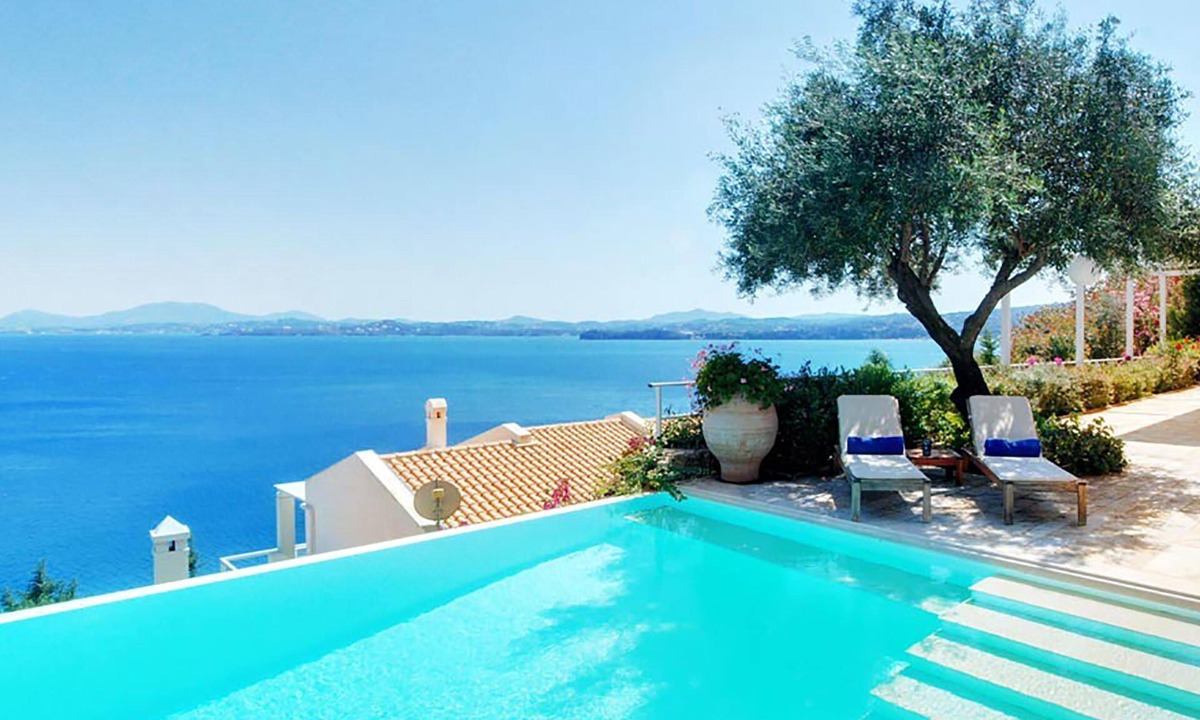 Barbati Villa | Villa Azzurra with private pool - My Rental Homes