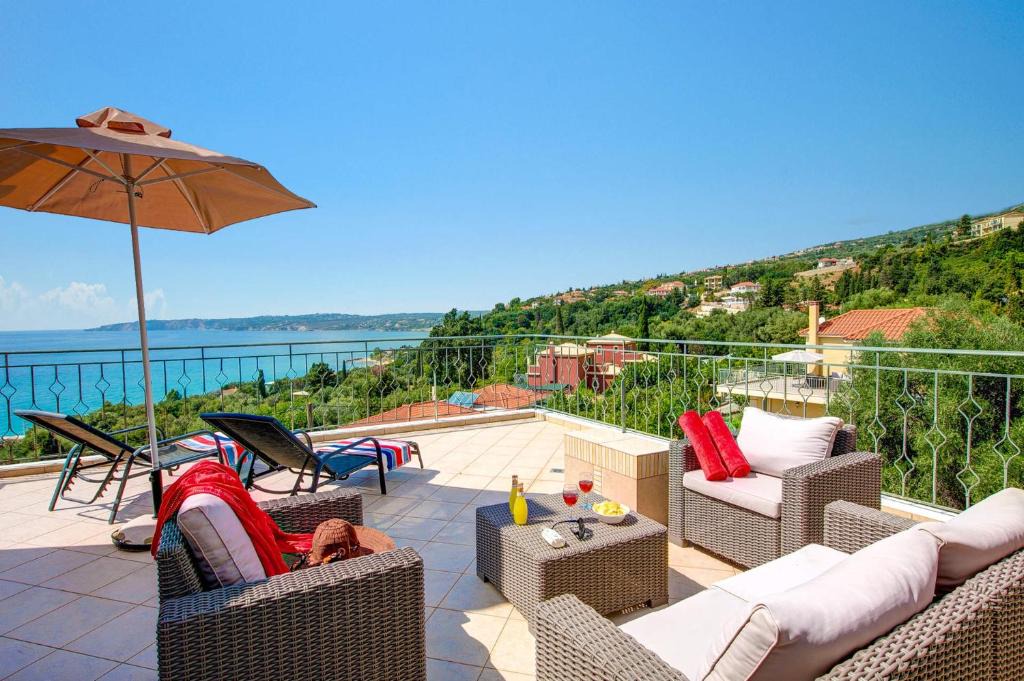 Mousata Villa | Villa Chrissos by Villa Plus