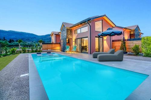 Lygia Villa | Villa Earth by Villa Plus