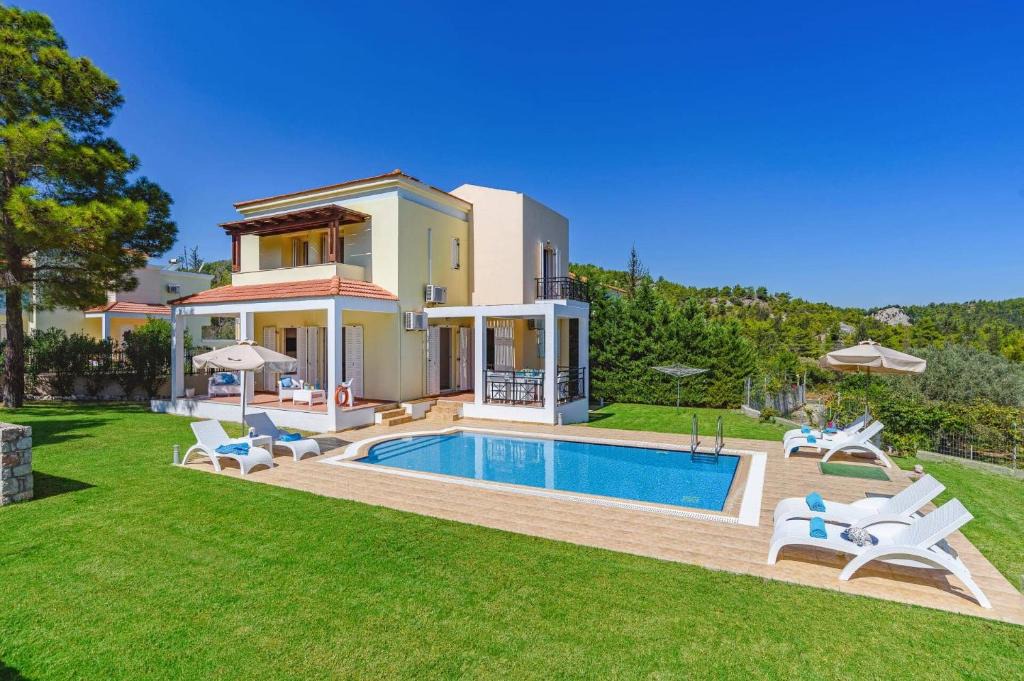 Archangelos Villa | Villa Ermis Springs by Villa Plus