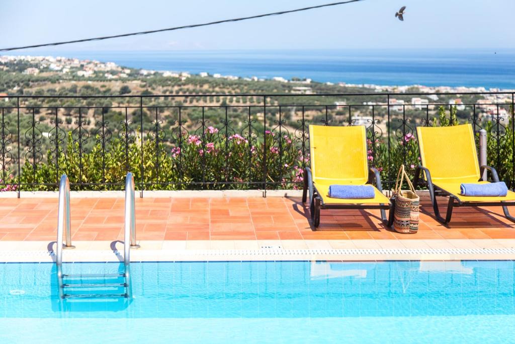Giannoudion Villa | Villa Givera