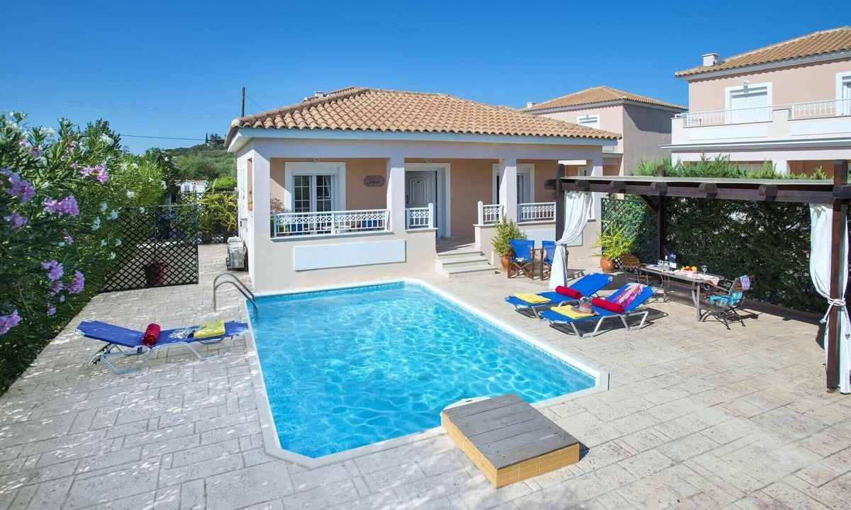 Agios Sostis Villa | Villa Jasmine Sostis by Villa Plus