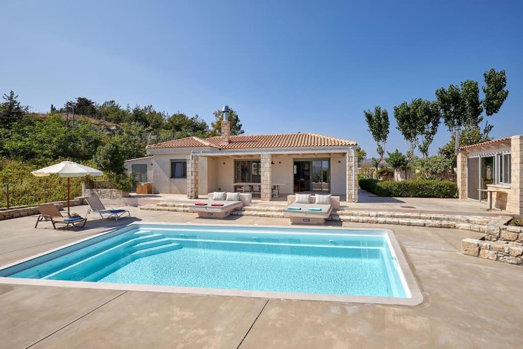 Minoa Pediada Villa | Villa Kanaki Private Pool Villa for Familes and Groups